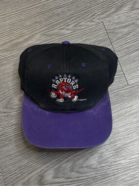 Toronto Raptors Kids Black & Purple Snapback Hat vintage 90s